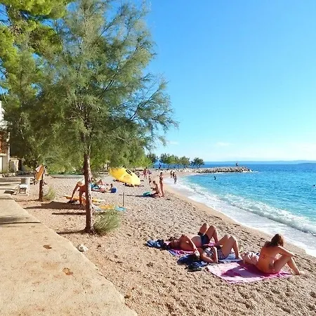 Hotel Lucija Brela